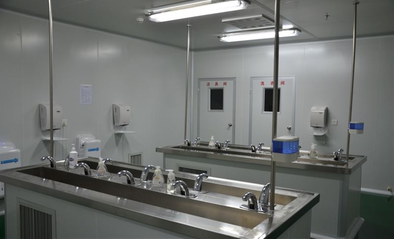 kamra tal-ħasil minn qabel pre-washing room